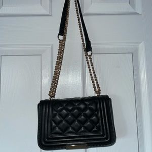 Shoulder purse